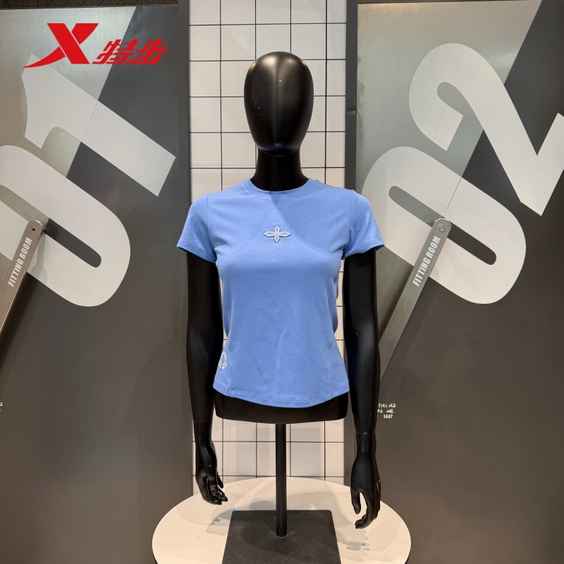 特步圆领短袖T恤女2026夏季新款运动短袖亲肤针织衫974228010154