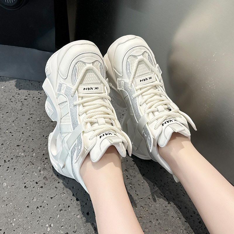 韩国明星同款厚底高帮老爹鞋女2026春秋季新款百搭真皮水钻网红爆