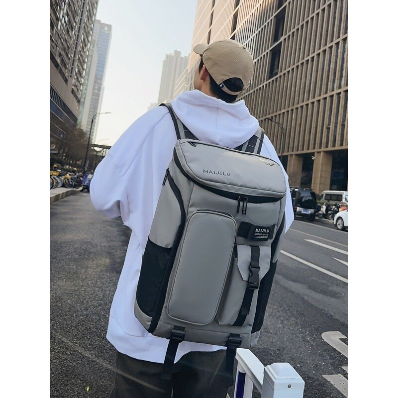 韩国明星同款新款运动包羽毛球包男大容量多用途双肩包防泼水户外
