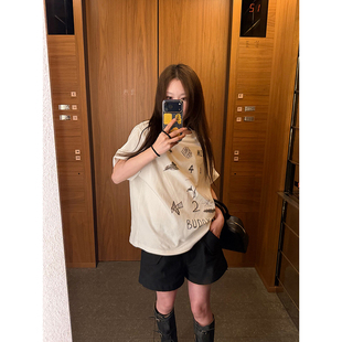 美式复古涂鸦印花白色t恤女春夏慵懒风休闲显瘦圆领宽松短袖上衣