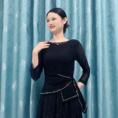 2024新款广舞服装烫钻女夏季跳舞衣服短袖水晶麻时尚显瘦舞蹈服女