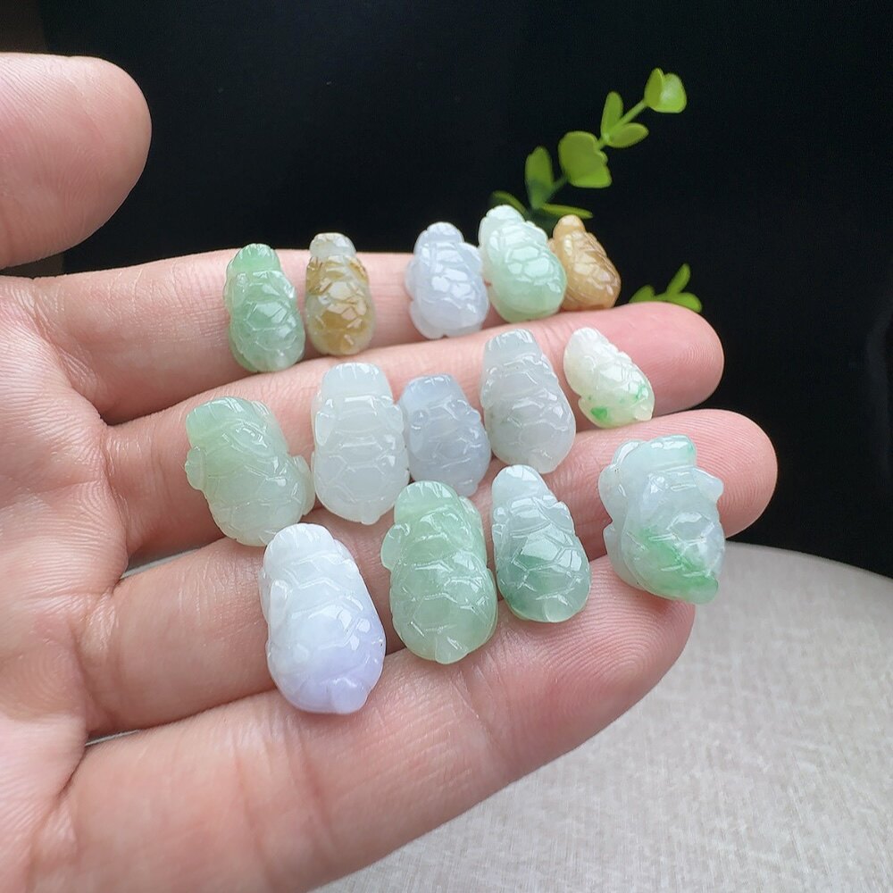 缅甸a货翡翠迷你龙龟手链入财龙头龟手串手机挂钥匙扣小玉龟吊坠