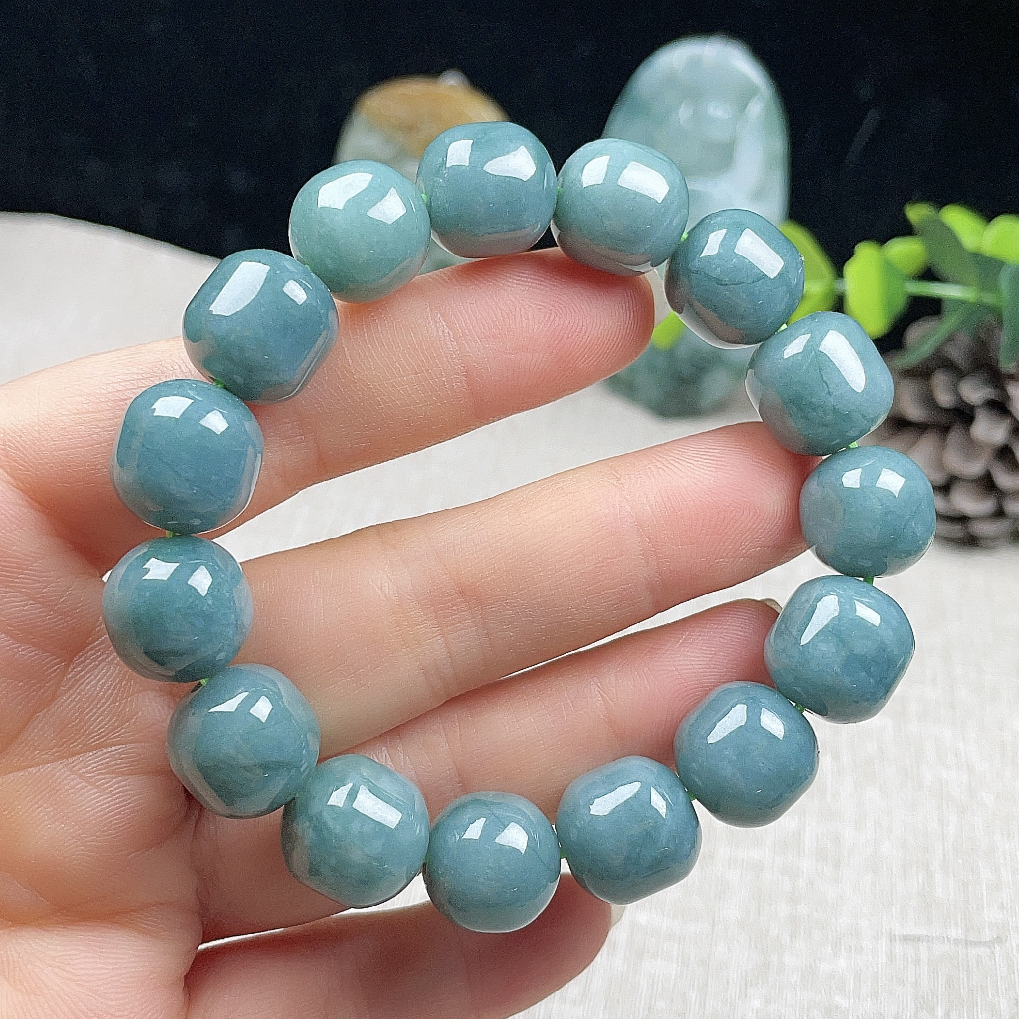天然A货翡翠灰蓝绿路路通手链天然雪花棉椭圆形飘花桶珠手串手持