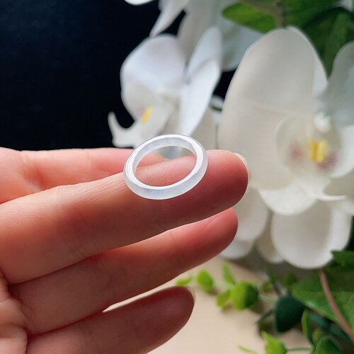 天然翡翠细厚戒指冰底乳白玉指环