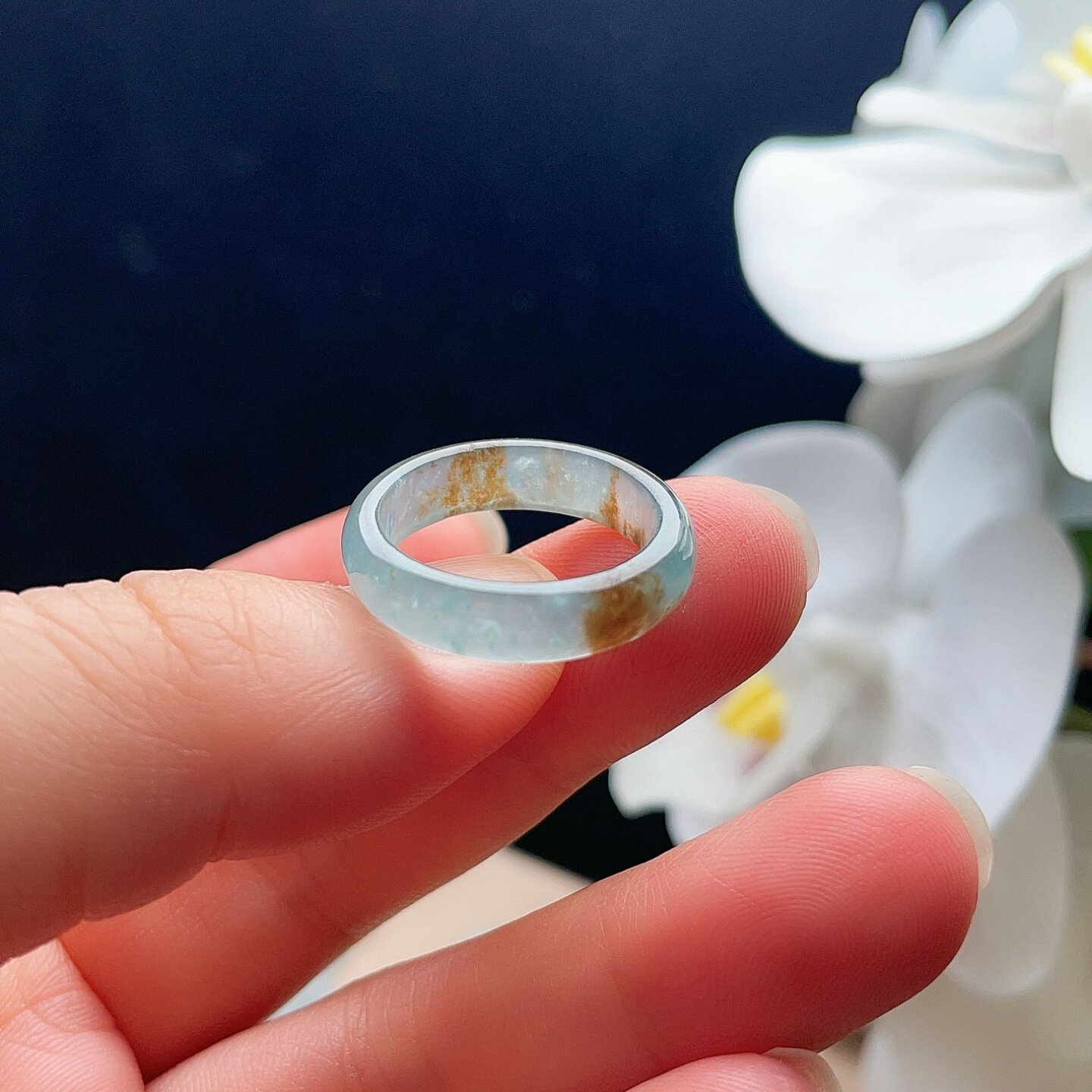 天然翡翠冰种戒指晴水绿飘黄清新图片
