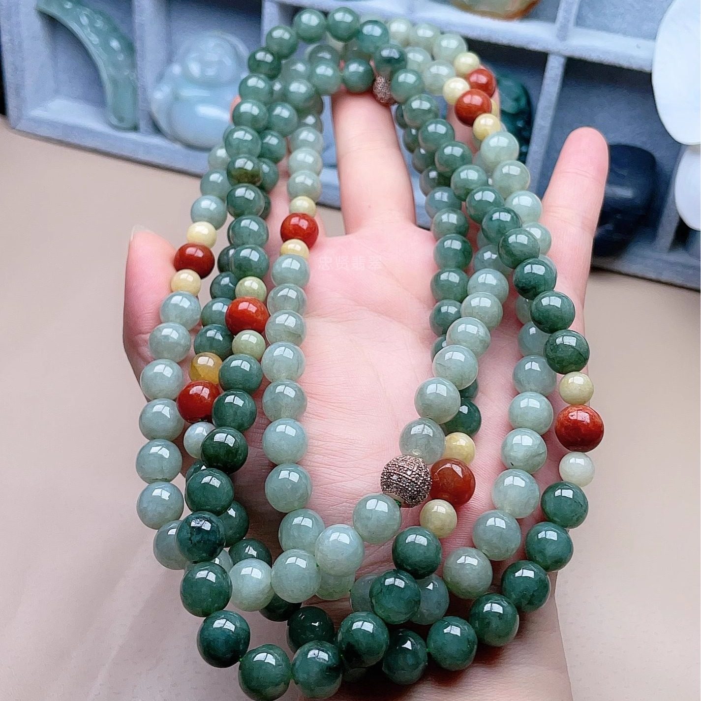 天然翡翠多彩项链油青淡绿红黄
