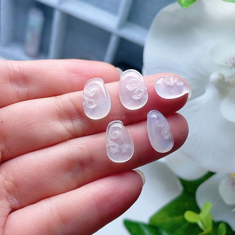 天然翡翠冰种迷你如意月光白清新