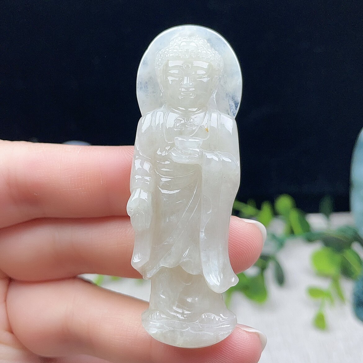 翡翠淡黄洒金阿弥陀佛吊坠冰糯种