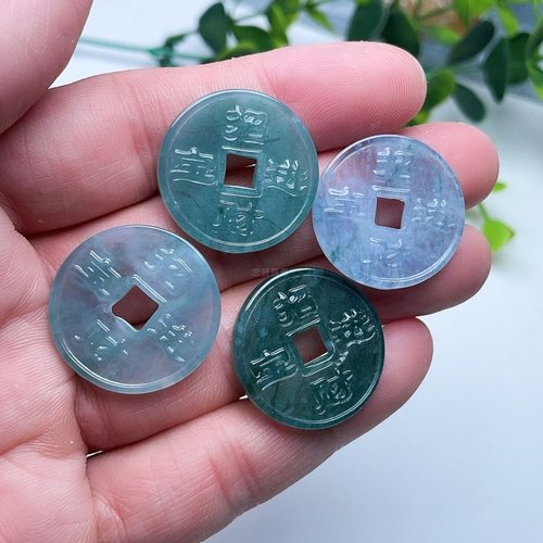 A货翡翠晴水蓝绿飘花铜钱吊坠天然老坑入财进宝挂坠意境时来运转