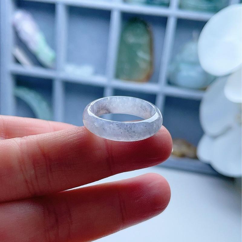 天然翡翠戒指乳白飘乌鸡意境百搭