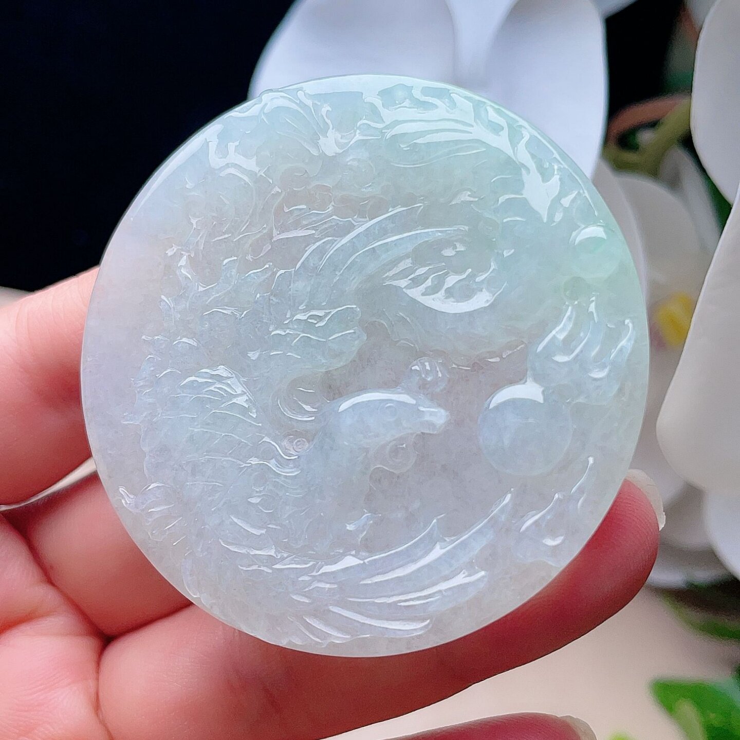 天然翡翠冰种凤凰圆牌吊坠淡绿