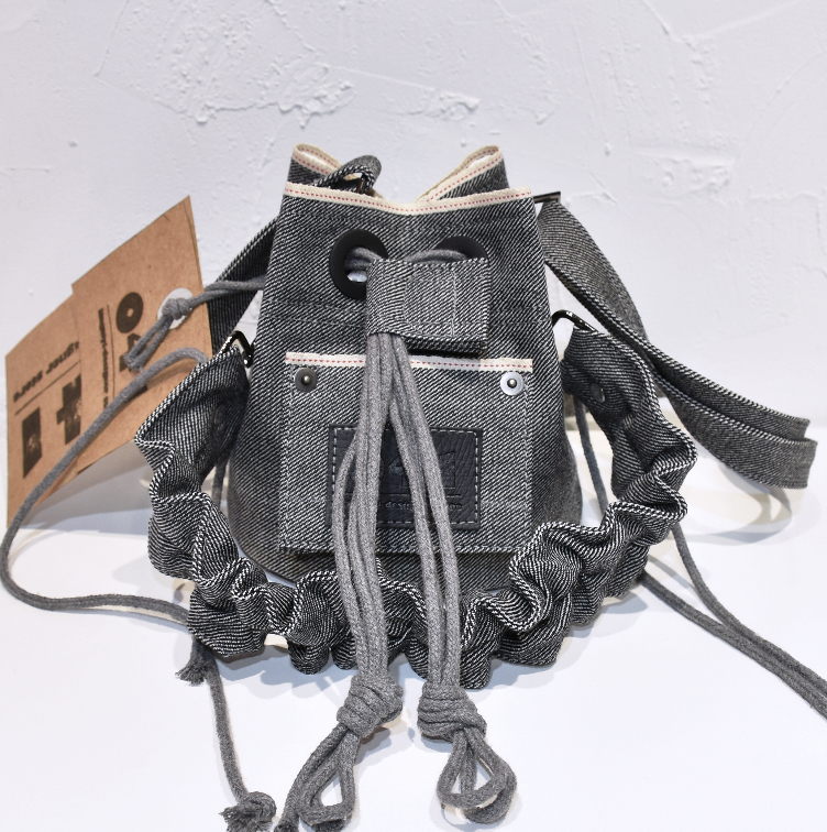 韩国小众牛仔波浪水桶包