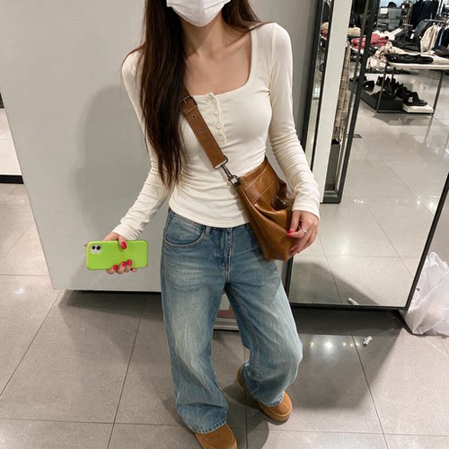 秋冬季方领修身显瘦纯欲U领纽扣长袖t恤女打底衫紧身百搭纯色上衣