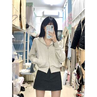 白灰色复古重磅短款修身开衫美式秋冬加绒双拉链设计感卫衣外套女