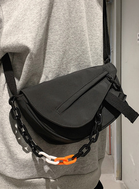 斜挎包女休闲包包2023新款潮简约小包包女春季马鞍包街拍日系女包