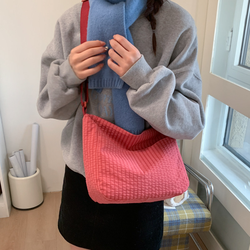 休闲简约风洋气托特包女2026新款潮大容量单肩斜挎包百搭时尚女包,箱包皮具/热销女包/男包,通用款女包,淘宝优惠券,粉丝福利购,淘宝优惠卷