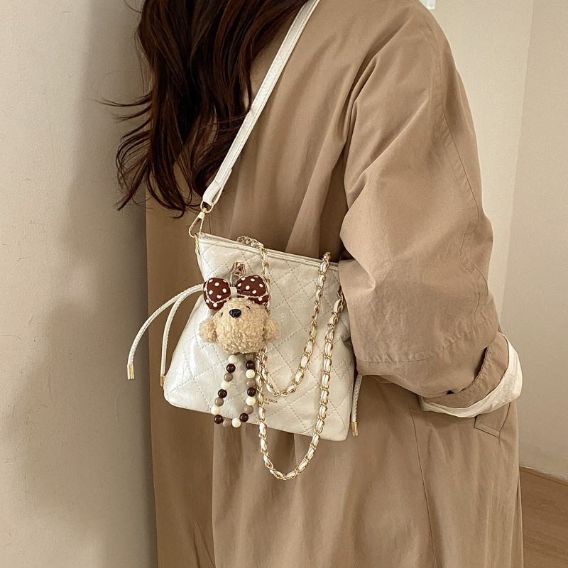 洋气水桶包时尚小包包女2026新款百搭单肩斜挎包链条包休闲包日韩