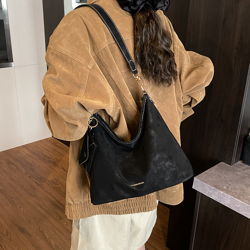 复古托特包女大容量单肩斜挎包2026新款潮百搭时尚腋下包休闲日韩,箱包皮具/热销女包/男包,通用款女包,淘宝优惠券,粉丝福利购,淘宝优惠卷