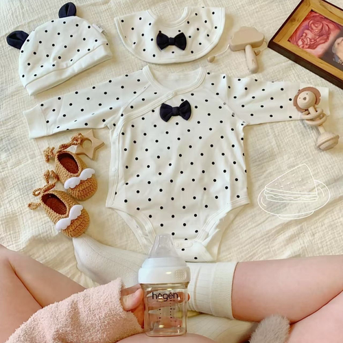 可爱时尚女宝宝纯棉婴幼儿衣服