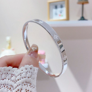 香港正生足银9999万花筒幸运四叶草闭口实心纯银手镯女时尚年轻款