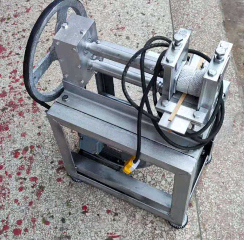 电动竹片分层机 破篾机 启篾机竹篾开片竹条分离机竹艺加工破竹子