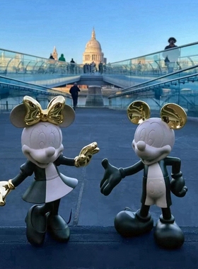 法国Leblon Delienne高级感小众米奇米妮桌面摆件毕业礼物礼品