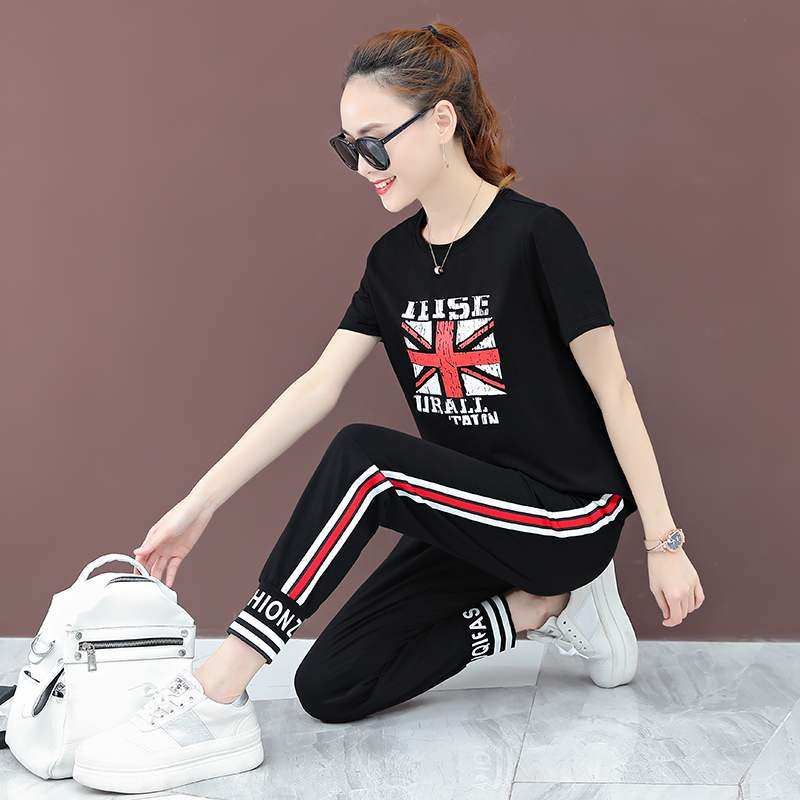 乔纳阿迪达大码宽松运动套装女夏2019跑步服休闲两件套九分哈伦裤在类目 女装/女士精品, 套装/学生校服/工作制服, 休闲运动套装中 - 来自Buy2taobao.com提供专业的淘宝代购服务