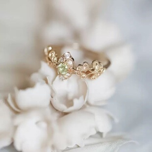 落羽杉林 日系轻奢超美花枝天然橄榄石小红书同款百搭开口戒指