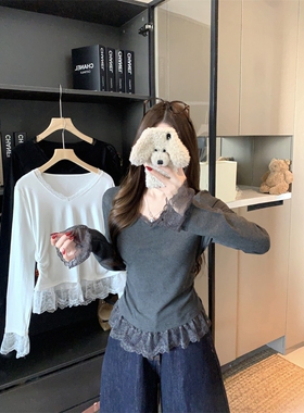 日本offcat深灰色V领蕾丝拼接长袖上衣女秋冬掐腰修身显瘦内搭打