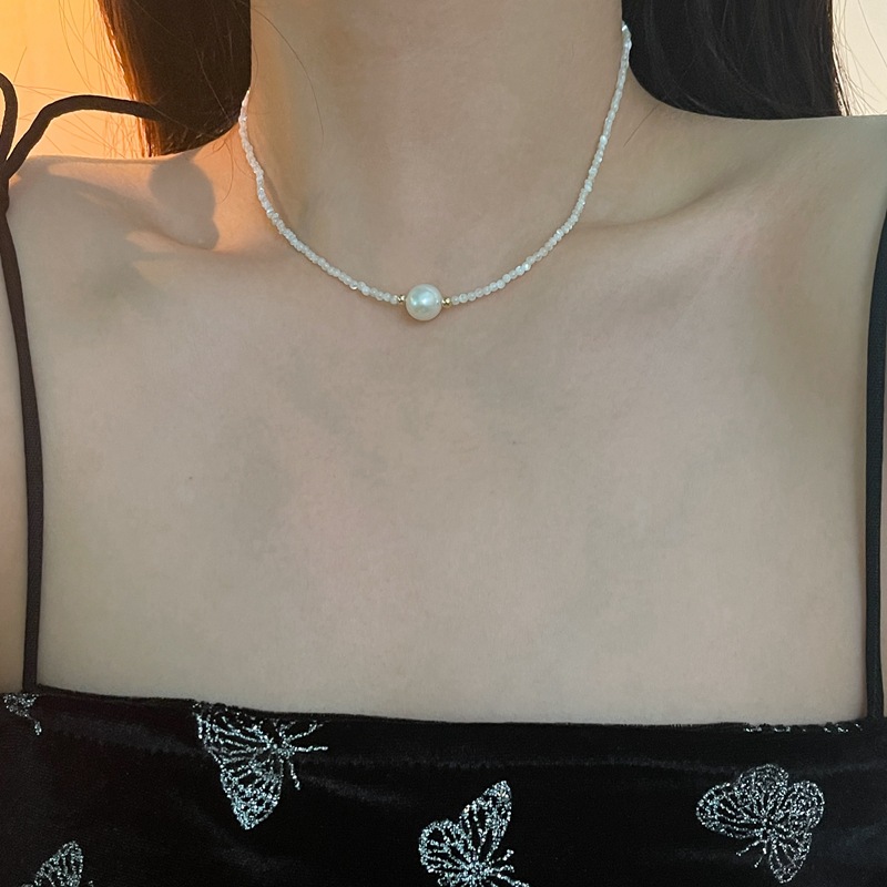 钛钢温柔天然白贝玻璃珍珠项链女