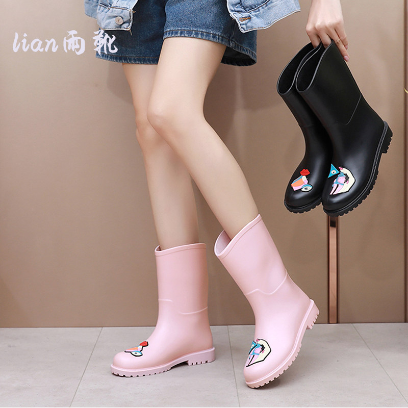 中筒春季时尚女雨靴厚底防滑胶鞋