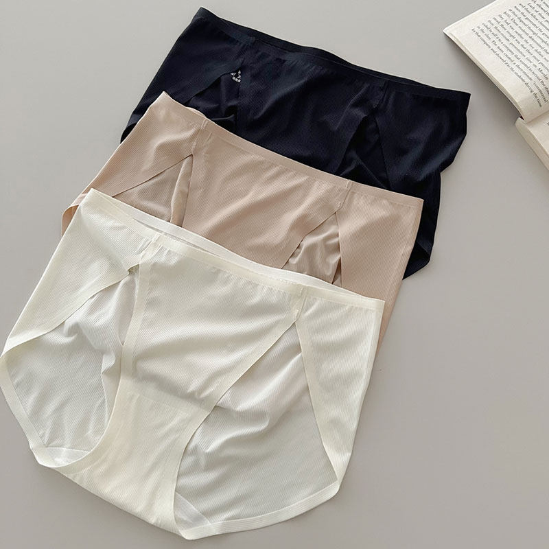 内裤女中腰轻薄透气无痕冰丝高开叉立体包臀裸感少女运动三角底裤,女士内衣/男士内衣/家居服,女三角裤,淘宝优惠券,粉丝福利购,淘宝优惠卷