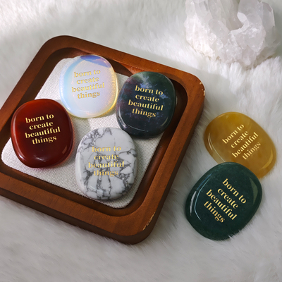 born to create beautiful things天然水晶掌心石肯定语解压石