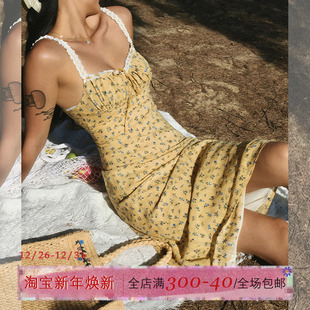 ITSNIKAR 黄色碎花连衣裙女蕾丝蝴蝶结吊带裙海边度假风裙子 法式