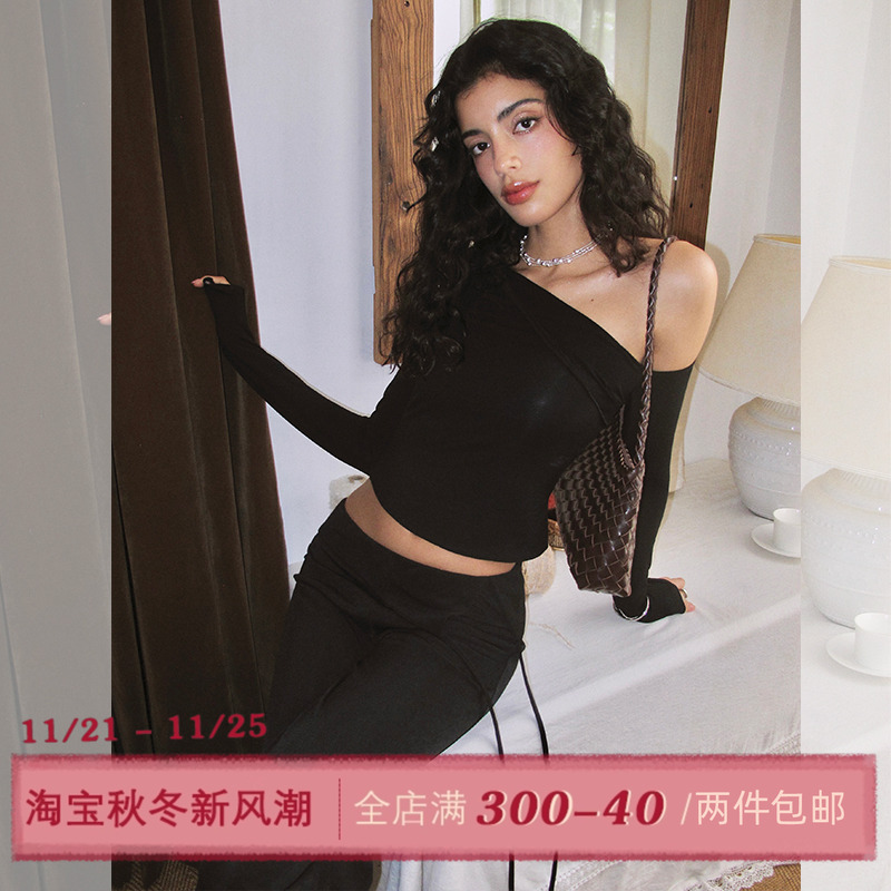 ITSNIKAR 裸感修身斜肩长袖T恤女初秋显瘦针织打底衫性感露肩上衣