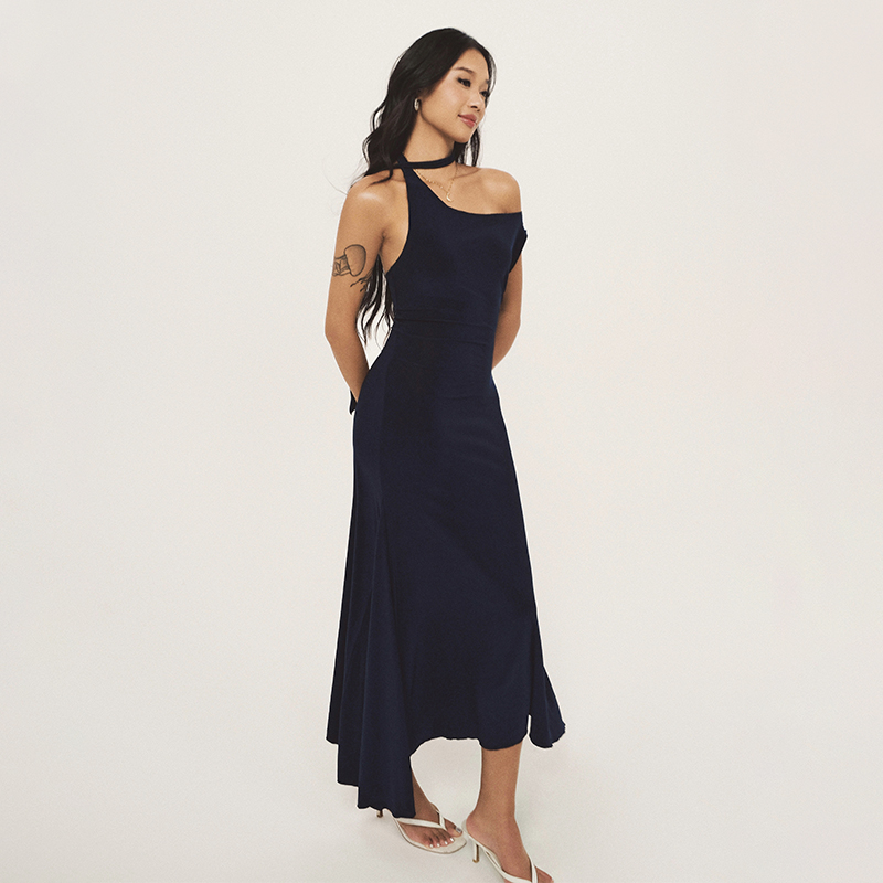 ITSNIKAR 法式高级感无袖背心连衣裙女夏季v领针织长裙不规则裙子