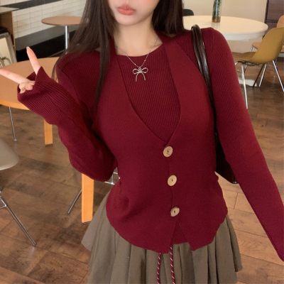 复古酒红色长袖打底衫女韩系设计感挂脖假两件枣红色针织修身上衣