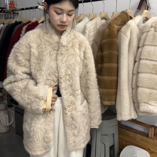 轻奢羊羔毛仿皮草女保暖皮毛一体中长款外套2025冬季新款毛绒大衣
