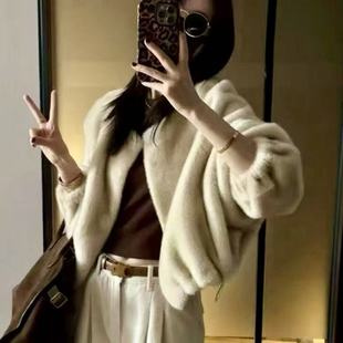 伊嘉儿温柔奶杏仿水貂毛短款 圆领抽绳收腰宽松毛茸韩系上衣906