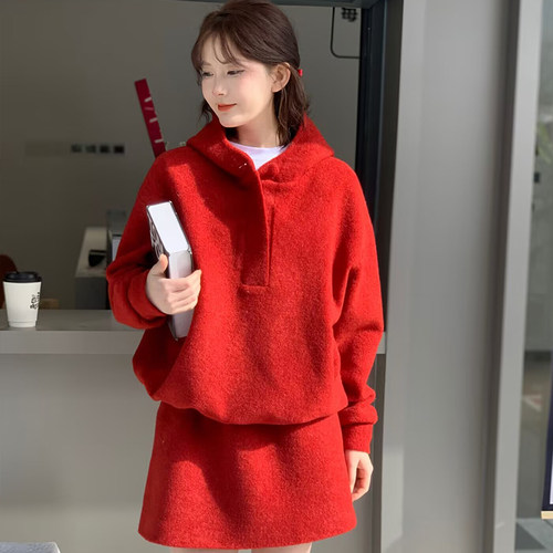 依芙恩冬季连帽卫衣套装女