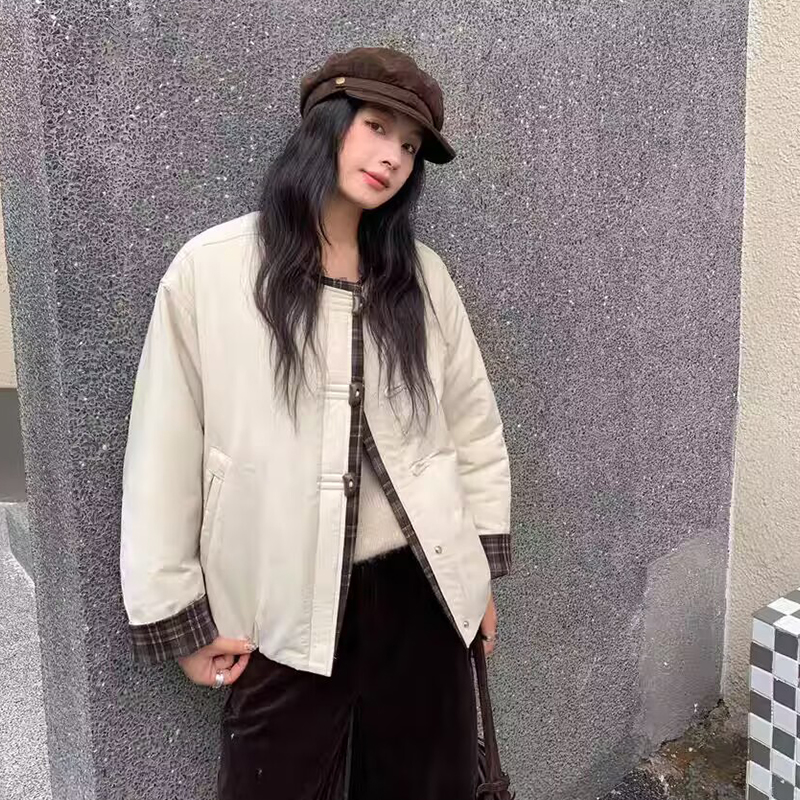 轩轩魅丽依族短款休闲保暖薄棉衣