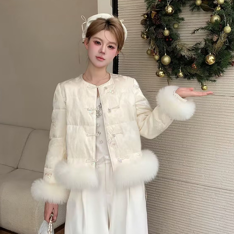 艾丽贝儿新中式国风盘扣羽绒服女
