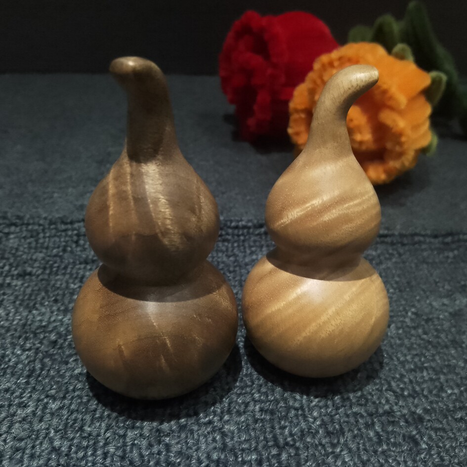 金丝楠木小葫芦手把件阴沉木水波纹实木雕刻随身汽车挂件文玩手捻