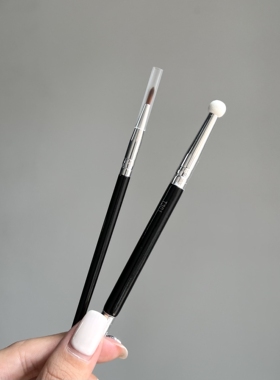 毛戈平T301平替同款双头海绵头遮瑕刷遮黑眼圈泪沟T22精细遮瑕刷