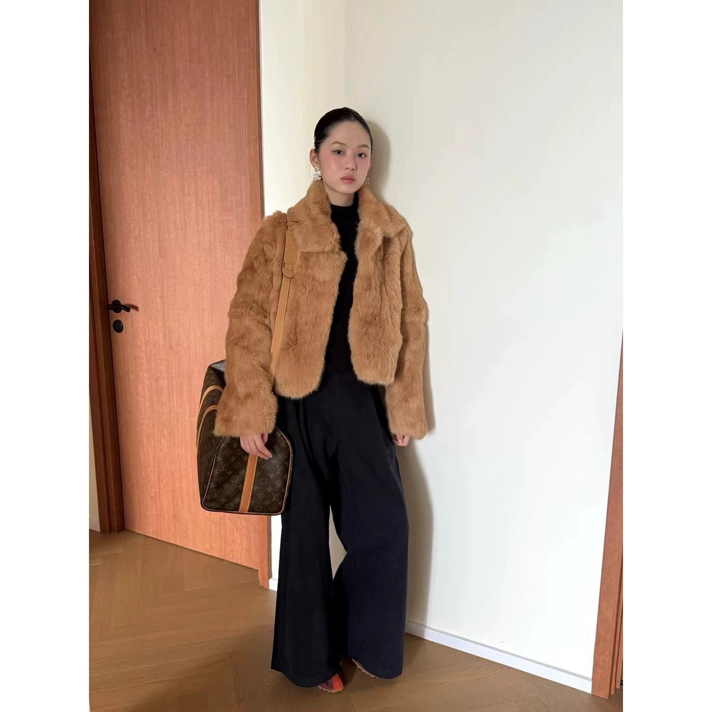 dore 阿多尔-搭立领暗门襟保暖皮草外套（含100兔毛）YS1-P-14200,女装/女士精品,羽绒服,淘宝优惠券,粉丝福利购,淘宝优惠卷