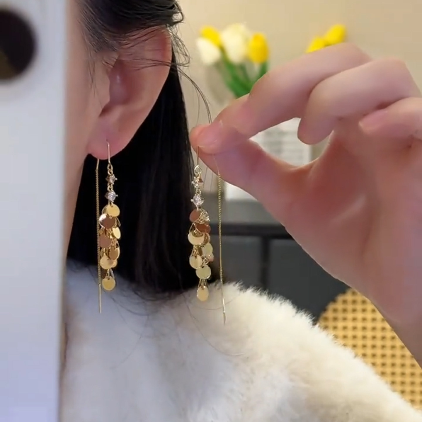 小众设计金色圆片流苏耳环耳线女气质轻奢高级感耳钉百搭长款耳饰