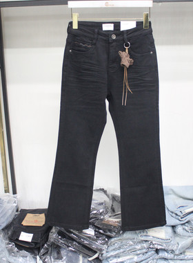 依炫韩23850黑色底抓毛修身牛仔微喇裤2025年冬季女装九分裤23888