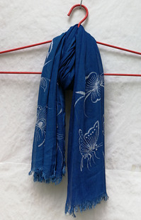 贵州丹寨蜡染围巾定制棉绸板蓝根植物染蓝染非遗礼物定做旅游送礼