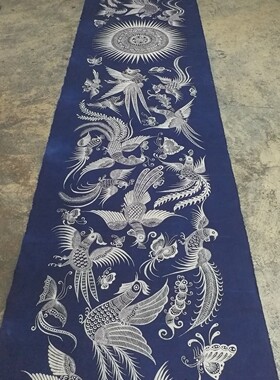 贵州丹寨蜡染定制花鸟图案超长幅酒店民宿主题餐馆装饰图价不一致