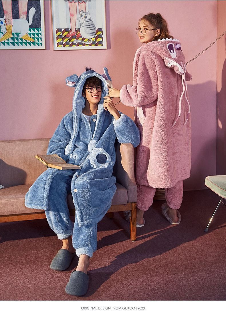 史迪仔情侣款珊瑚绒加绒加厚套装